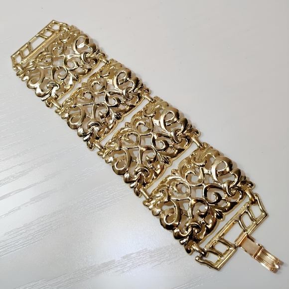 Vintage Jewelry - Vintage JUDY LEE Gold tone Openwork Filigree Extra wide Panel Bracelet 7 inch